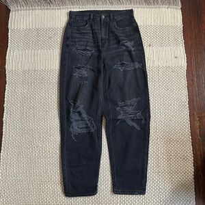 American Eagle Relaxed Mom Jeans Black